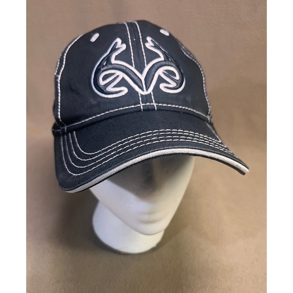 Paramount Outdoors Realtree Hat Mens Black White Contrast Stitch Antler Logo Cap